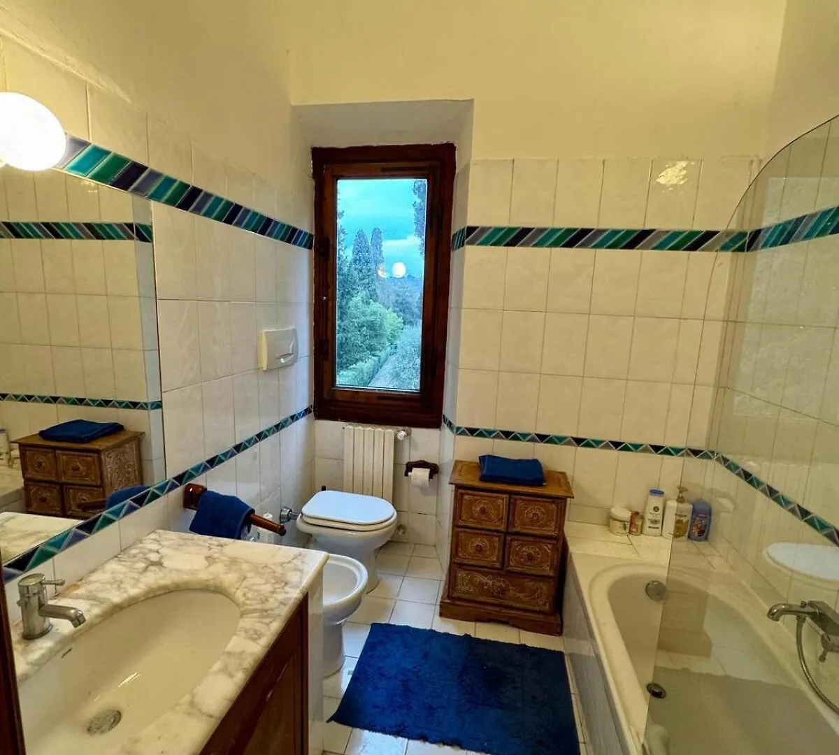 Charming Hilltop 80M Apartment Close To Center And Eui Florence